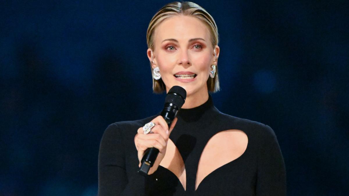 charlize theron a povestit ce s a intamplat in noaptea in care mama ei i a impuscat mortal tatal actrita avea 15 ani si a vazut totul