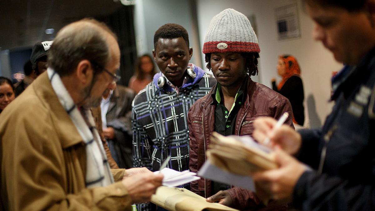 migranti sunt inregistrati