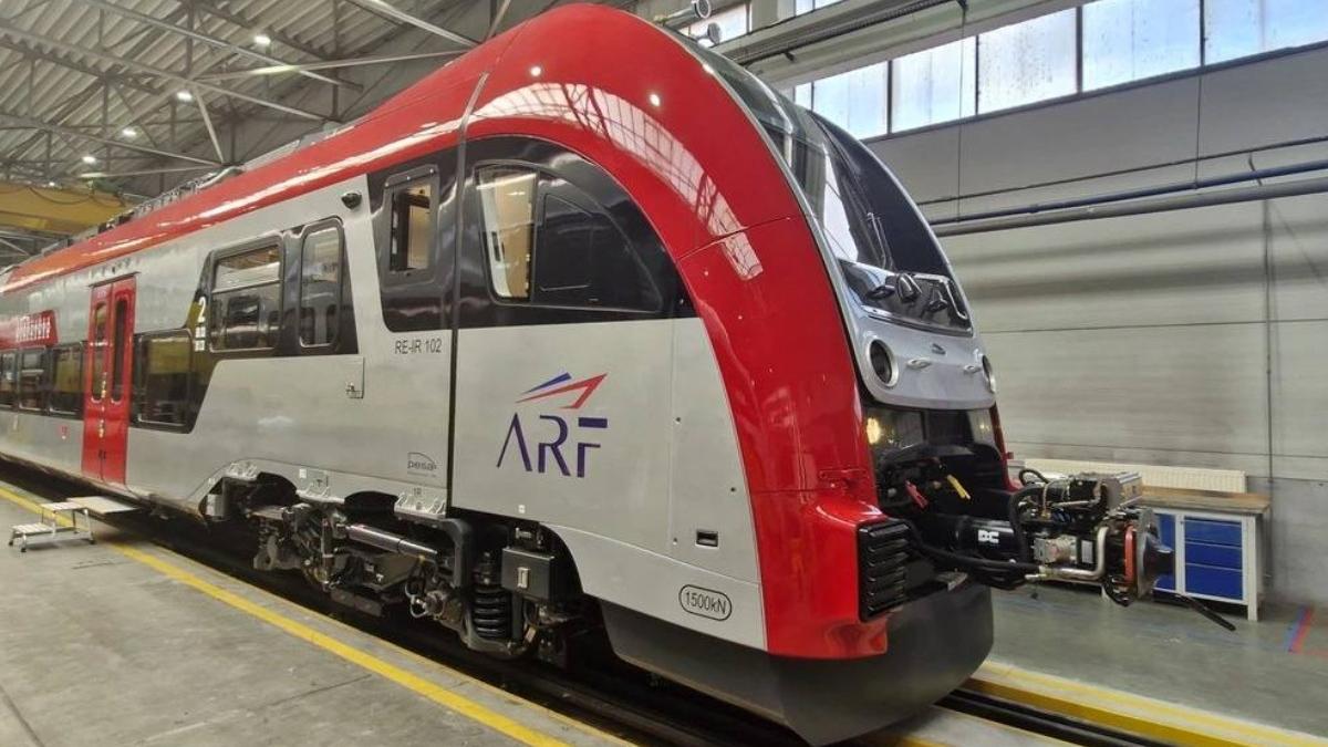 romania cumpara 20 de trenuri electrice si 16 locomotive noi pe ce rute vor fi introduse