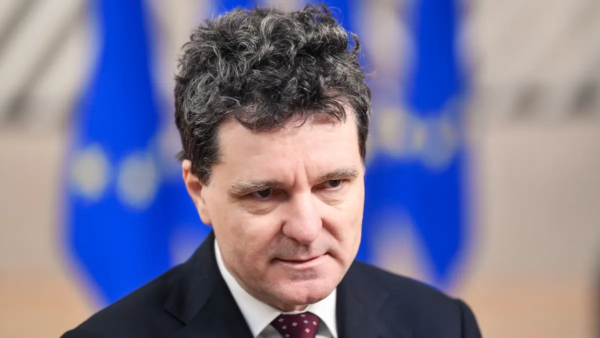 surse nicusor dan le a cerut pnl si psd un moratoriu pentru pnrr si safe si sa coboare nivelul vocii