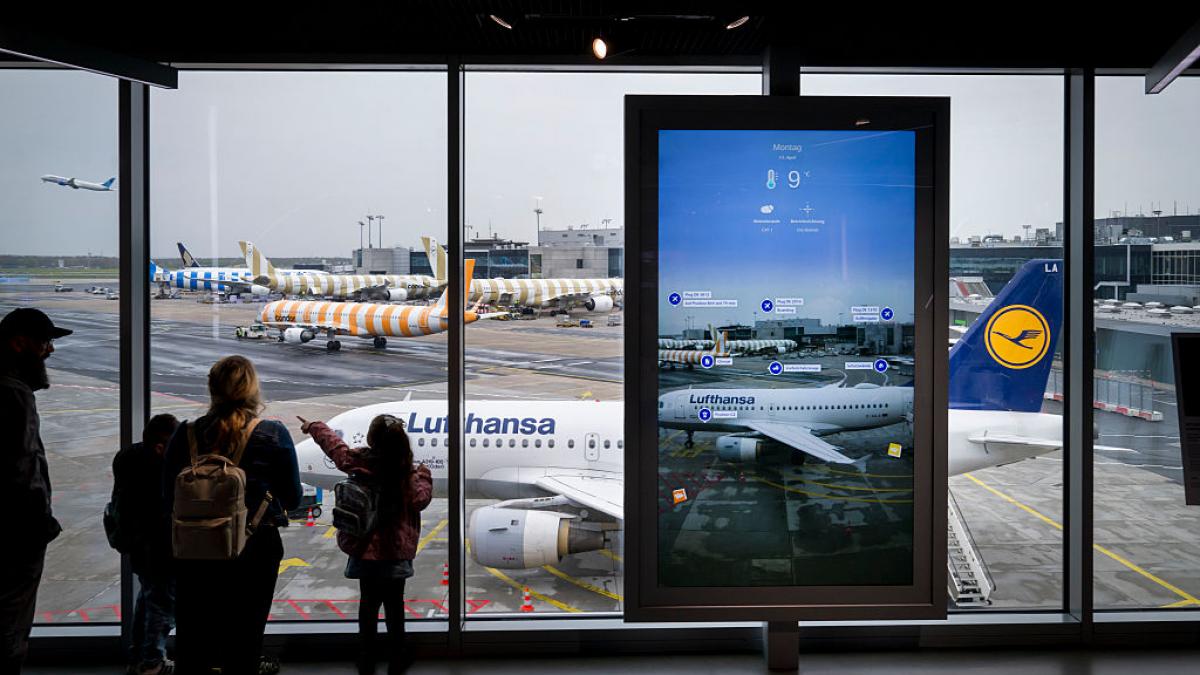 ue va creste importurile de combustibil pentru avioane din statele unite de teama sa nu ramana fara kerosen