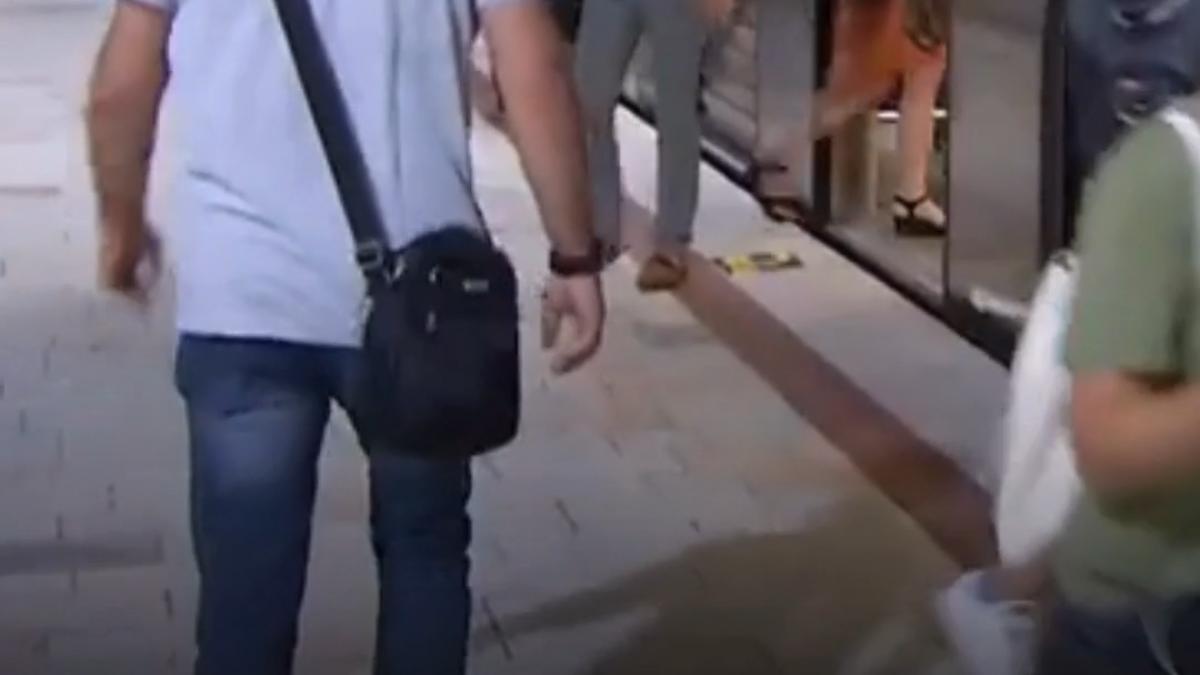 calatoria cu metroul va costa 7 lei de la 1 mai ministrul psd al transporturilor a semnat ordinul cu o zi inainte sa si dea demisia