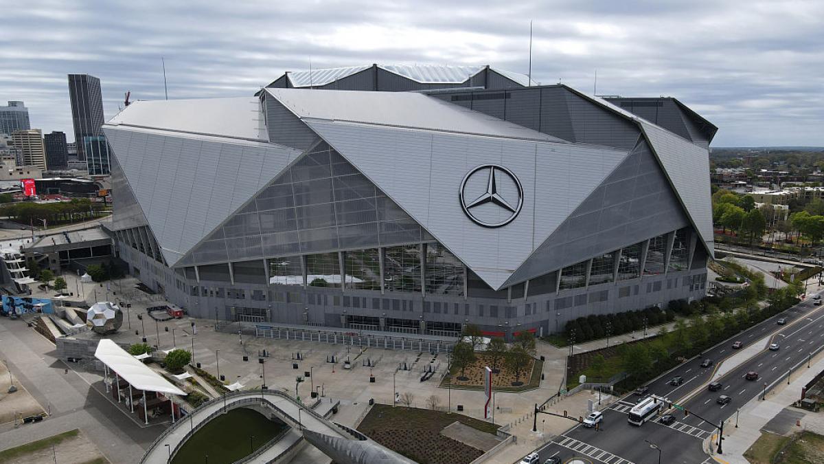 cm 2026 atlanta stadium a costat 1 6 miliarde de dolari si e considerat o capodopera a arhitecturii moderne ce meciuri va gazdui