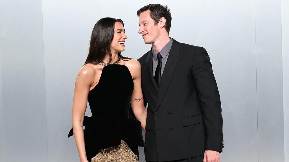 Dua Lipa și Callum Turner
