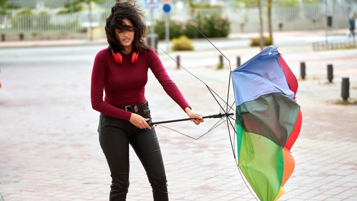 Cod galben de vânt puternic în 21 de județe. HARTA zonelor vizate de avertizarea ANM