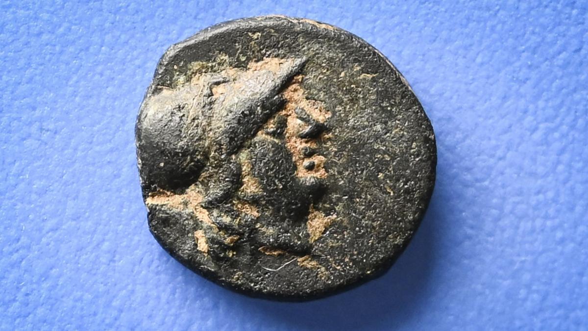 o moneda din troia antica descoperita intamplator de un copil la berlin