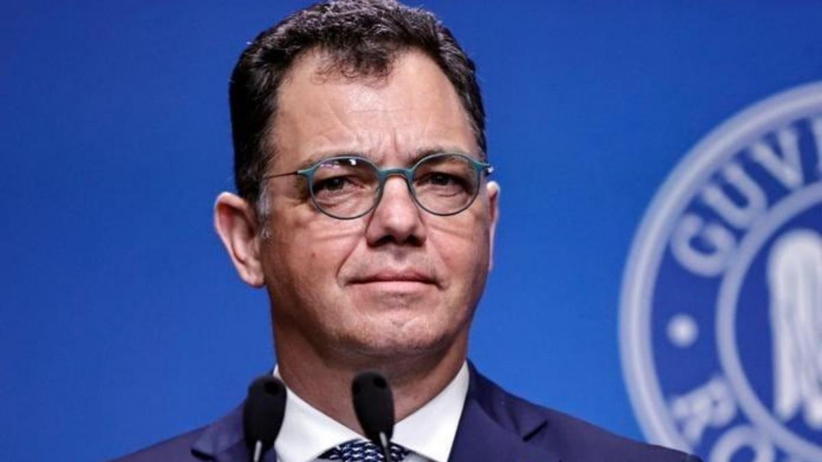 radu oprea si a depus demisia din functia de secretar general al guvernului cu cine il inlocuieste ilie bolojan