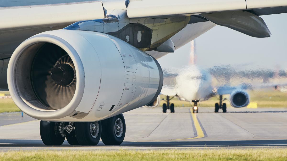 ue risca sa ramana fara kerosen comisia europeana situatia se complica daca stramtoarea ormuz nu va fi deschisa pana in iunie