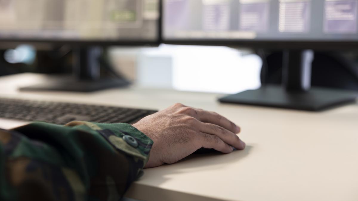 nicusor dan romania a participat activ la efortul coordonat cu sua care a dus la recuperarea a doi ofiteri moldoveni captivi in rusia