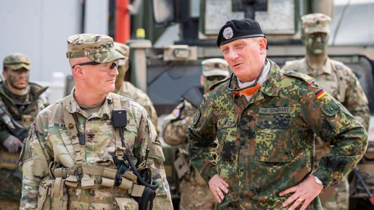 germania isi intareste legaturile militare cu sua in timp ce ruptura dintre donald trump si friedrich merz se adanceste