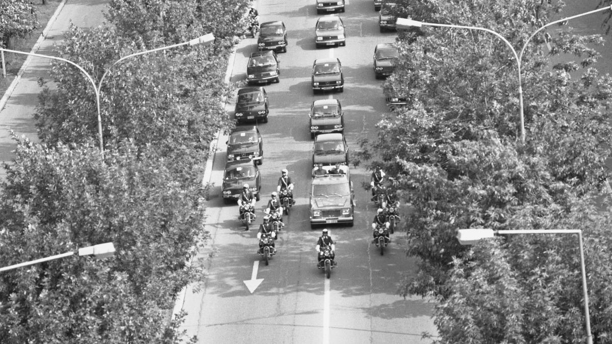 coloana oficial Ceausescu Kim Ir Sen Bucuresti