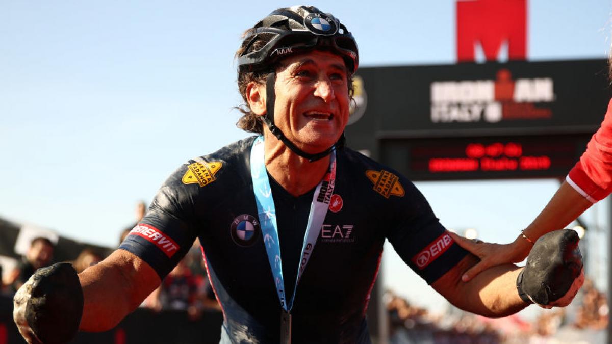 fostul pilot de formula 1 si medaliat cu aur la jocurile paralimpice alex zanardi a murit la 59 de ani