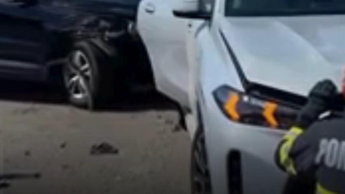 carambol cu sapte masini pe autostrada a3 sensul spre bucuresti e blocat traficul e deviat pe dn1 unde sunt deja ambuteiaje