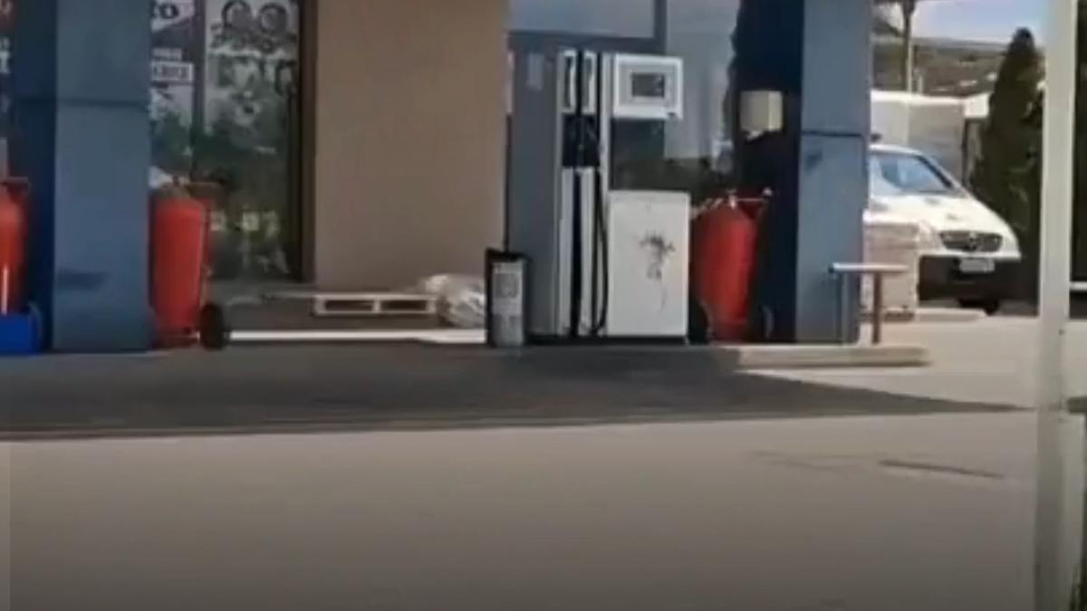 jaf la benzinarie hotii au oprit curentul si au fugit cu peste 40 000 lei