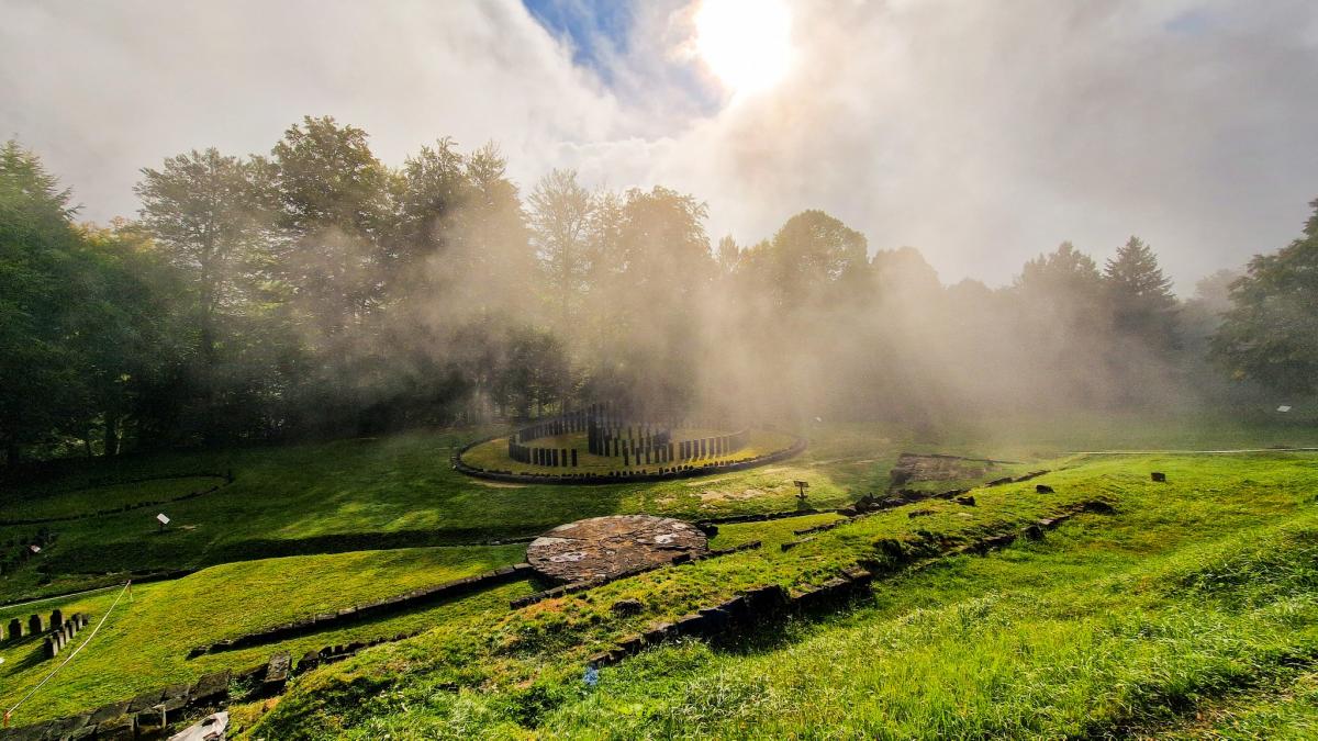Cetatea dacică Sarmizegetusa Regia
