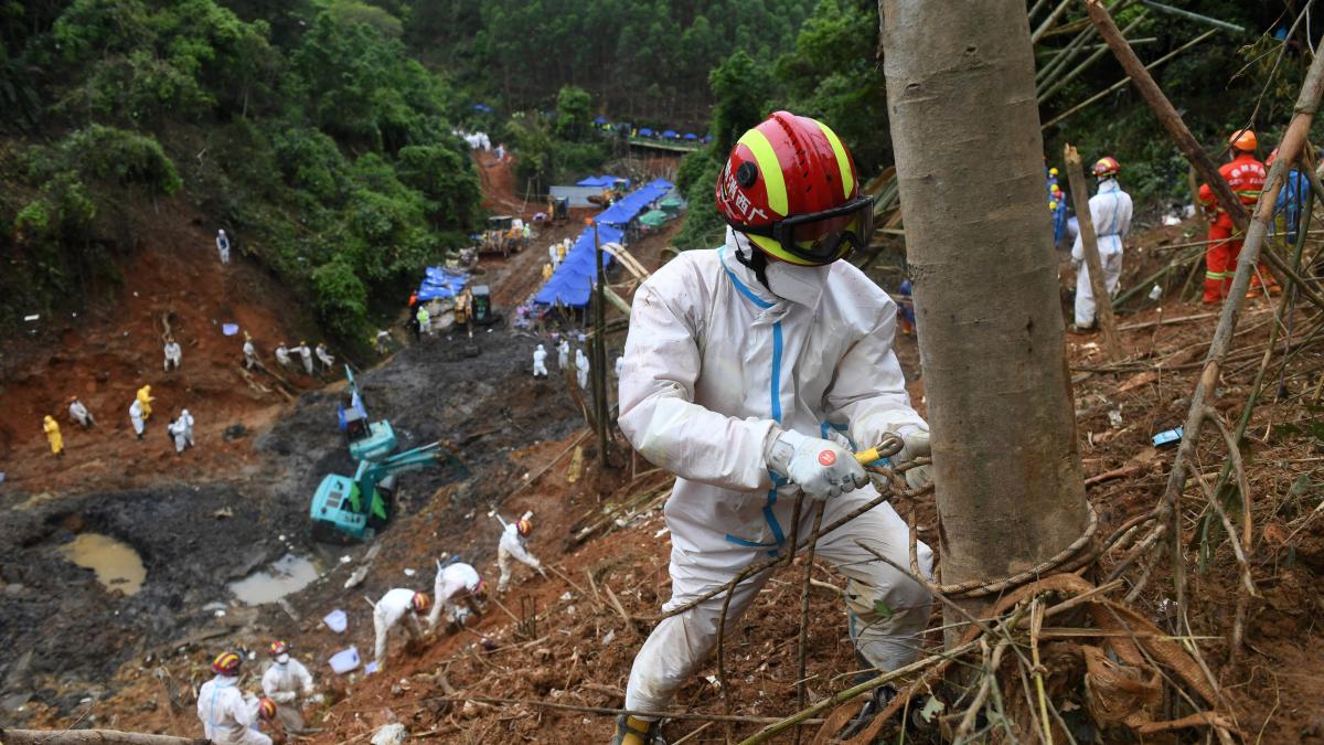 concluzie socanta in cazul tragediei aviatice din china din 2022 avionul de pasageri a fost prabusit intentionat de cineva din cabina