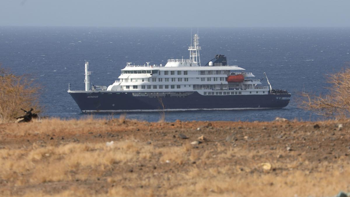 150 de oameni sunt blocati pe croaziera cu focarul mortal de hantavirus turistii au platit chiar si 22 000 de euro pe cabina