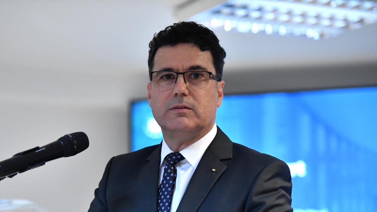 demonizarea permanenta a adversarului nu ajuta remus pricopie le cere partidelor psd si pnl sa revina la masa negocierilor