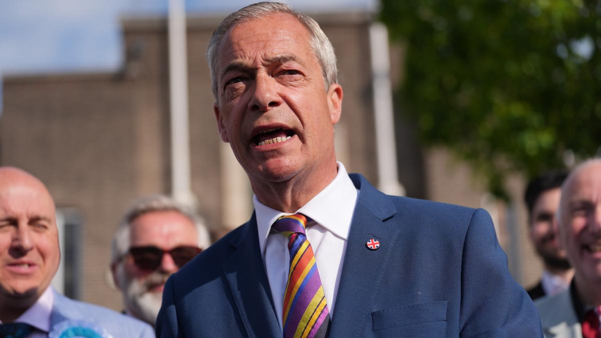infrangere pentru laburistii lui starmer la alegerile locale din uk nigel farage e pe primul loc si vorbeste de o schimbare istorica