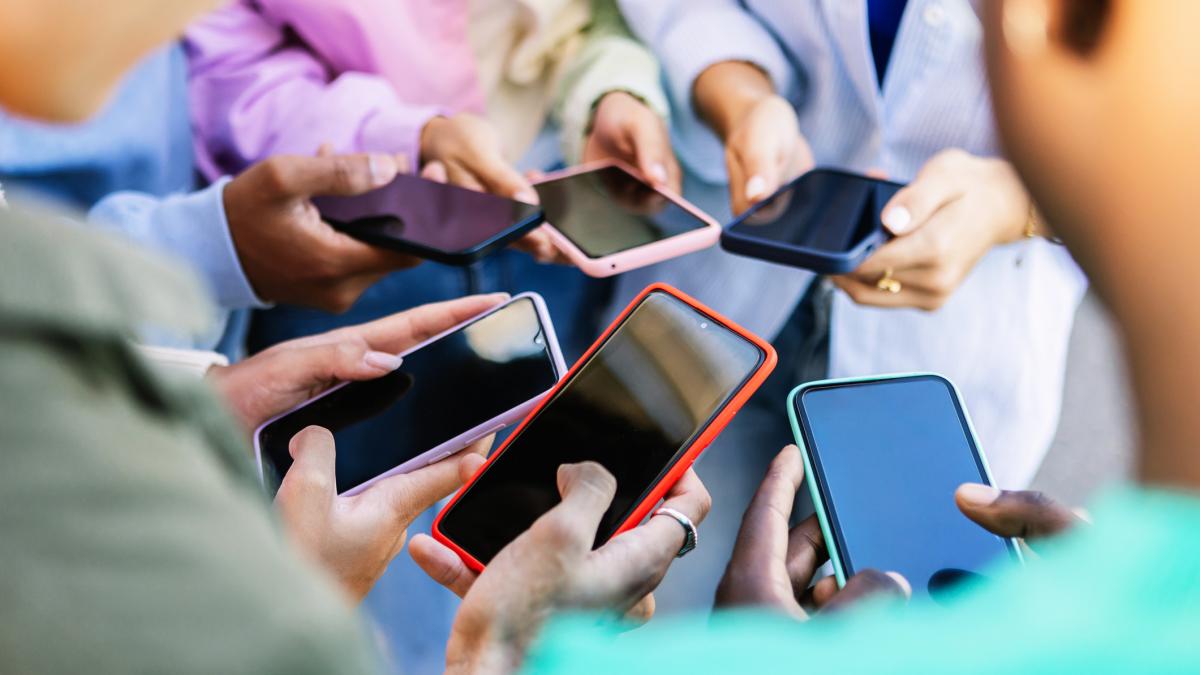 o universitate din italia isi recompenseaza studentii daca renunta la telefonul mobil