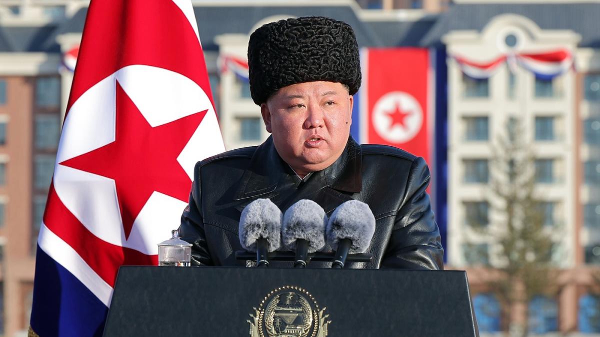 coreea de nord introduce atacul nuclear automat in constitutie daca kim va fi asasinat dictatorul ingrozit de scenariul khamenei