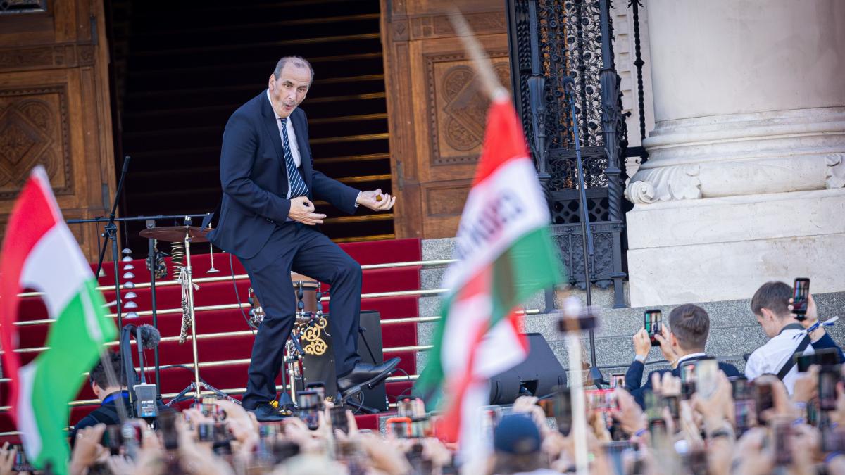 viitorul ministru al sanatatii din ungaria a repetat dansul viral din noaptea victoriei tisza nu voi incepe sa dansez in parlament