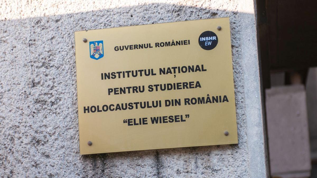 institutul elie wiesel acuza aur ca vrea vrea sa l desfiinteze este vizat si muzeului de istorie a evreilor