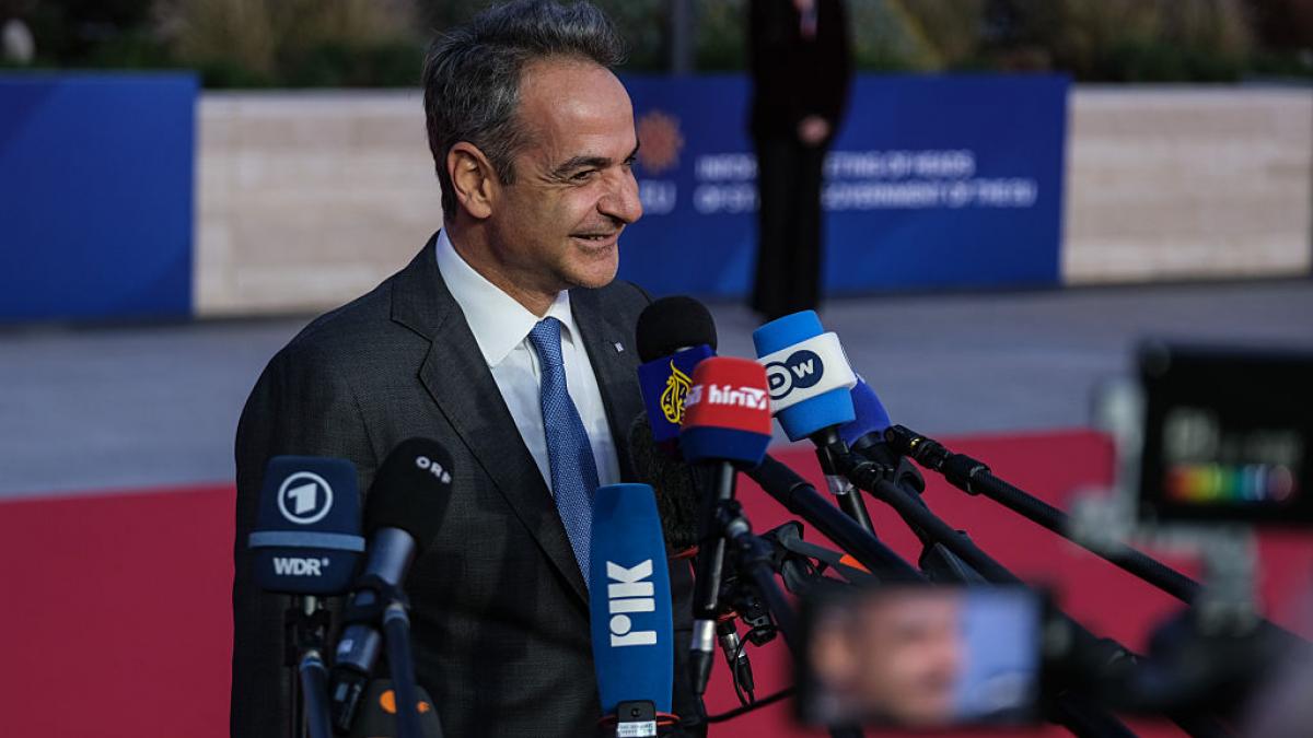 grecia va rambursa mai devreme decat era prevazut o parte din datoria catre partenerii sai europeni