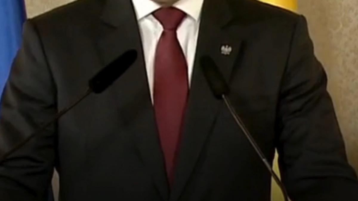 videoframe_2744