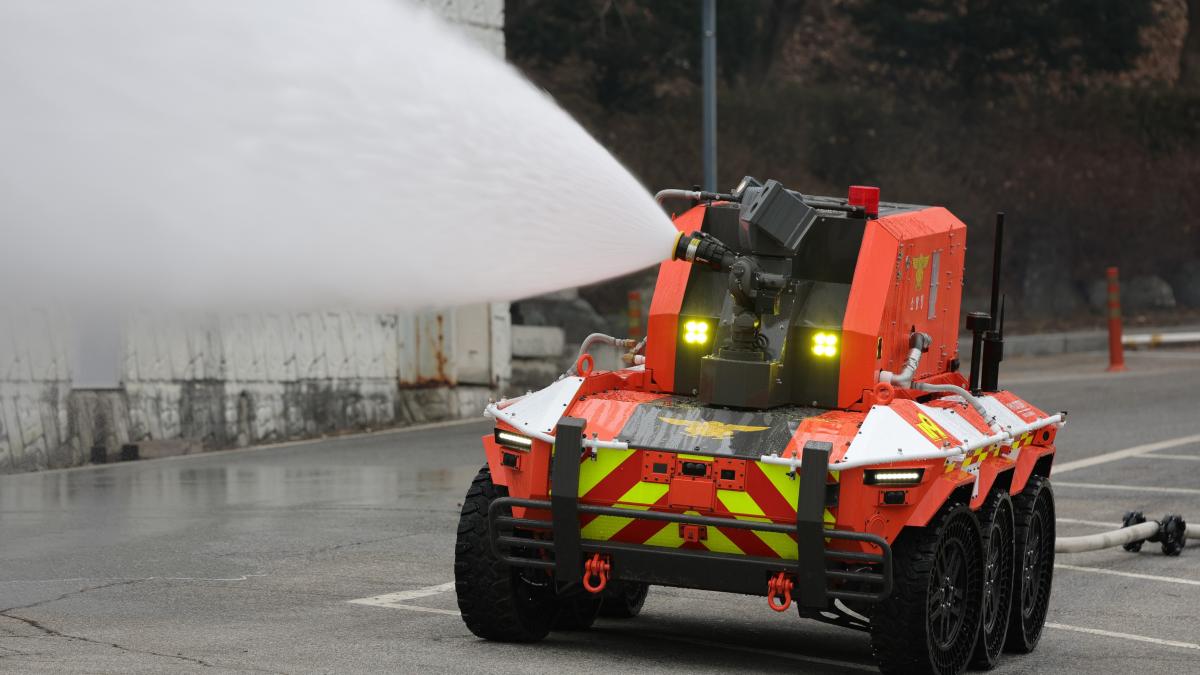 un robot capabil sa stinga incendii va fi testat la bucuresti