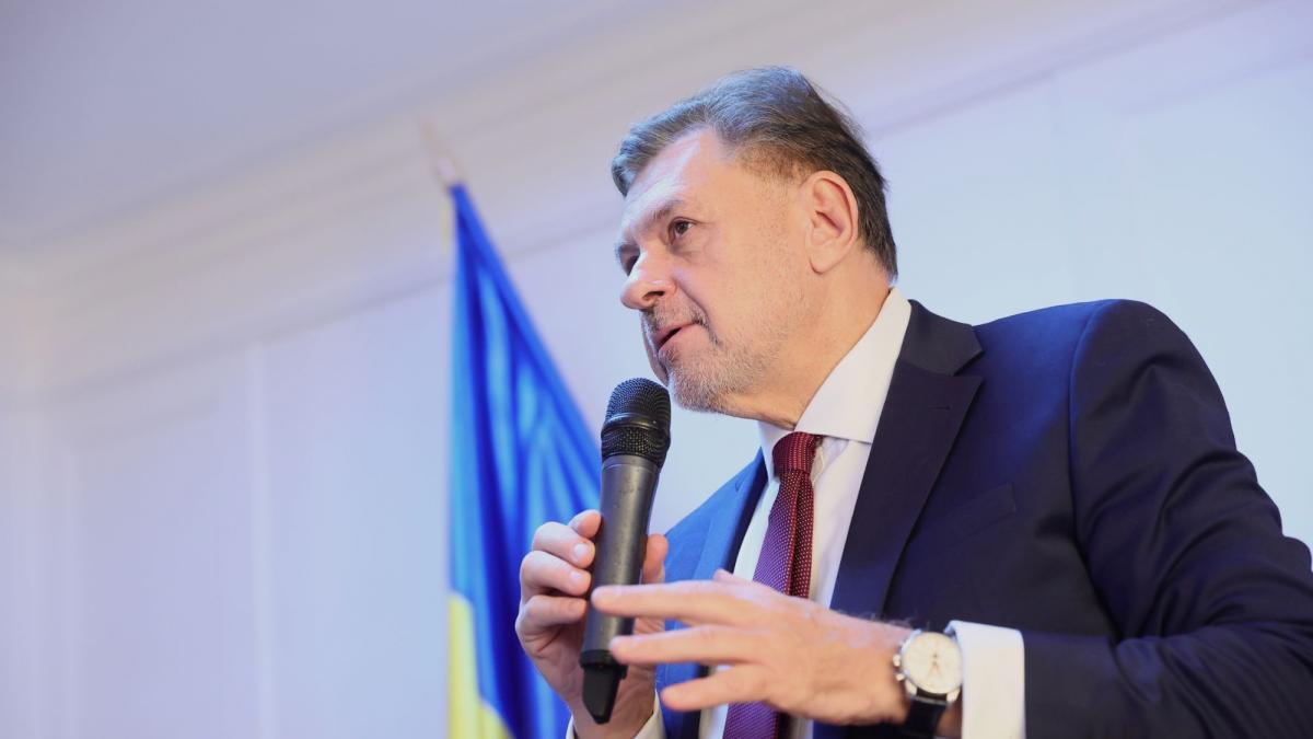 un om a ajuns la spital dupa ce alexandru rafila ar fi provocat un accident in bucuresti explicatiile fostului ministru al sanatatii
