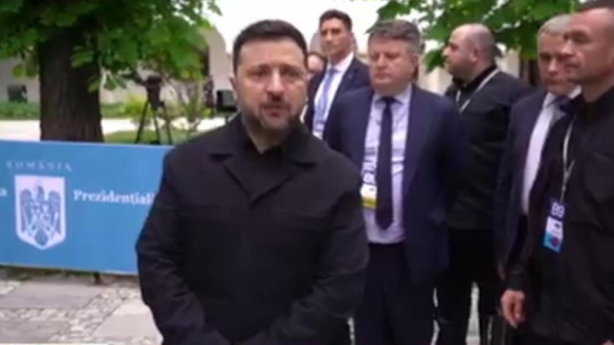 zelenski pentru antena 3 cnn am discutat 2 ore despre securitatea regionala liderii recunosc ca rusia nu castiga acest razboi