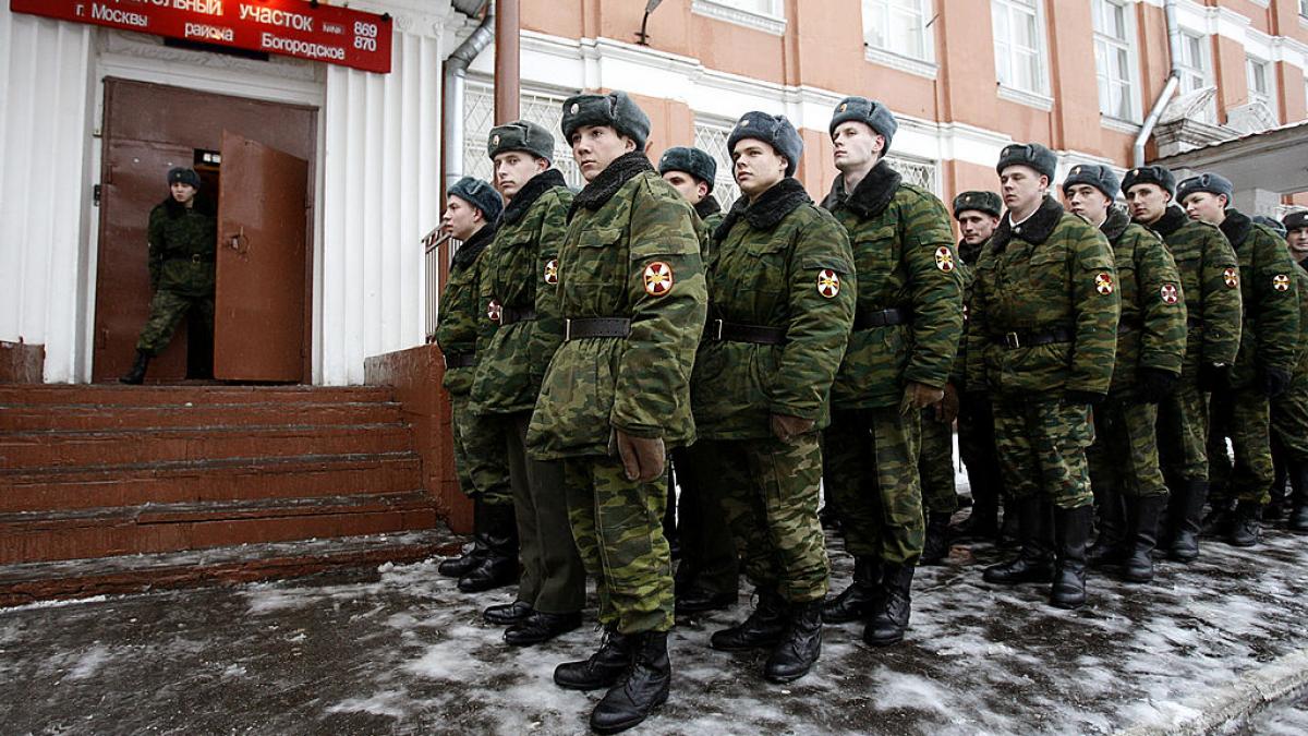 parlamentul rus a adoptat un proiect de lege care ii permite lui putin sa invadeze tari straine