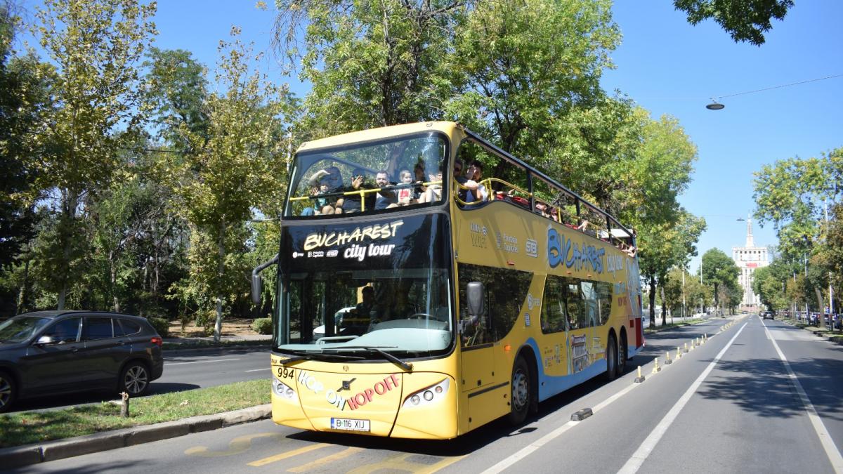 Autobuz turistic 