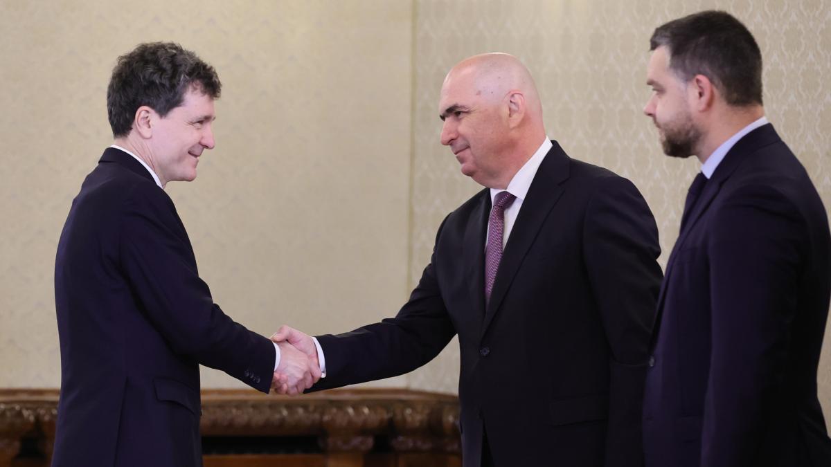 Ilie Bolojan l-a anunțat pe Nicușor Dan că nu s-a răzgândit: „Dacă PSD e la guvernare, PNL va fi în opoziție”. USR a avut același mesaj