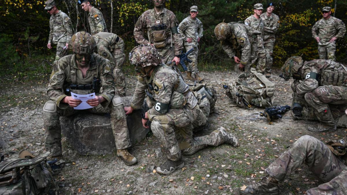 militari NATO harta