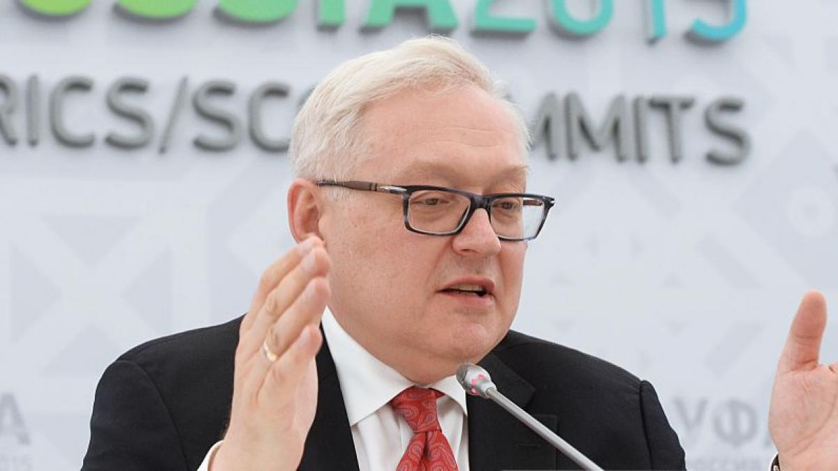 politician rus gesticuland