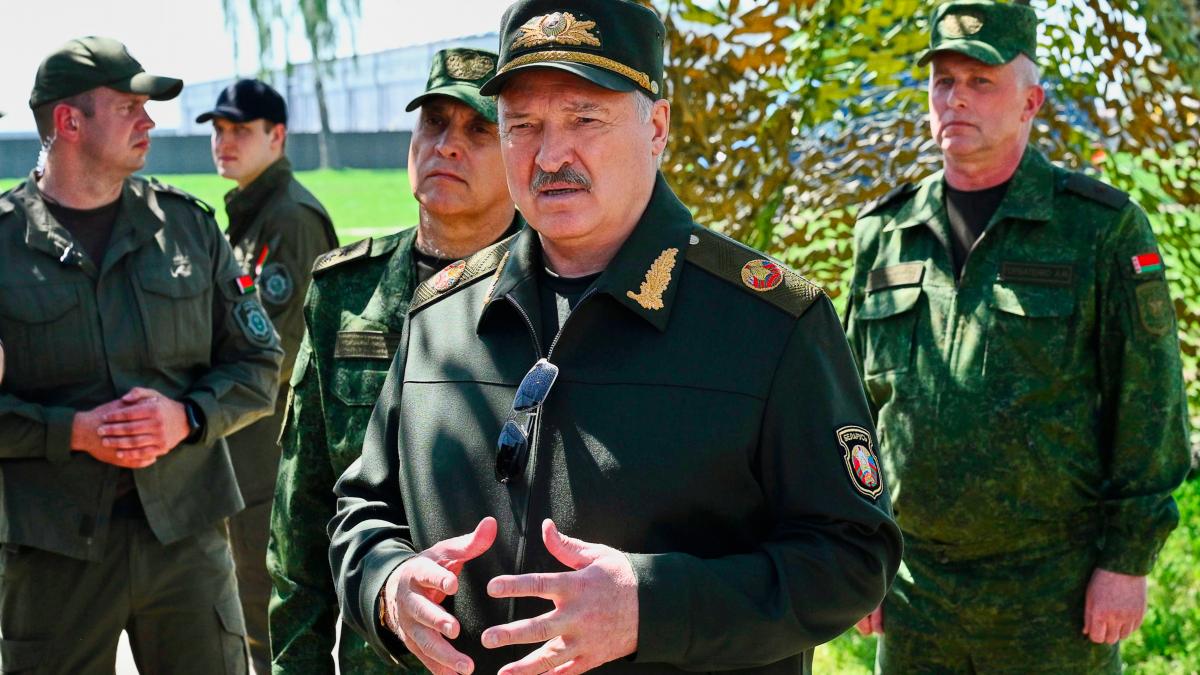 aleksandr lukasenko nu amenintam absolut pe nimeni dar avem arme nucleare