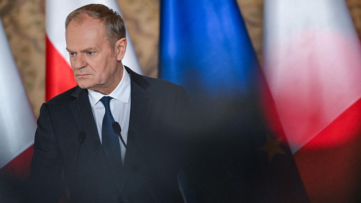donald tusk ii multumeste lui trump pentru ca ii trimite inca 5 000 de soldati o veste buna si pentru polonia si pentru sua