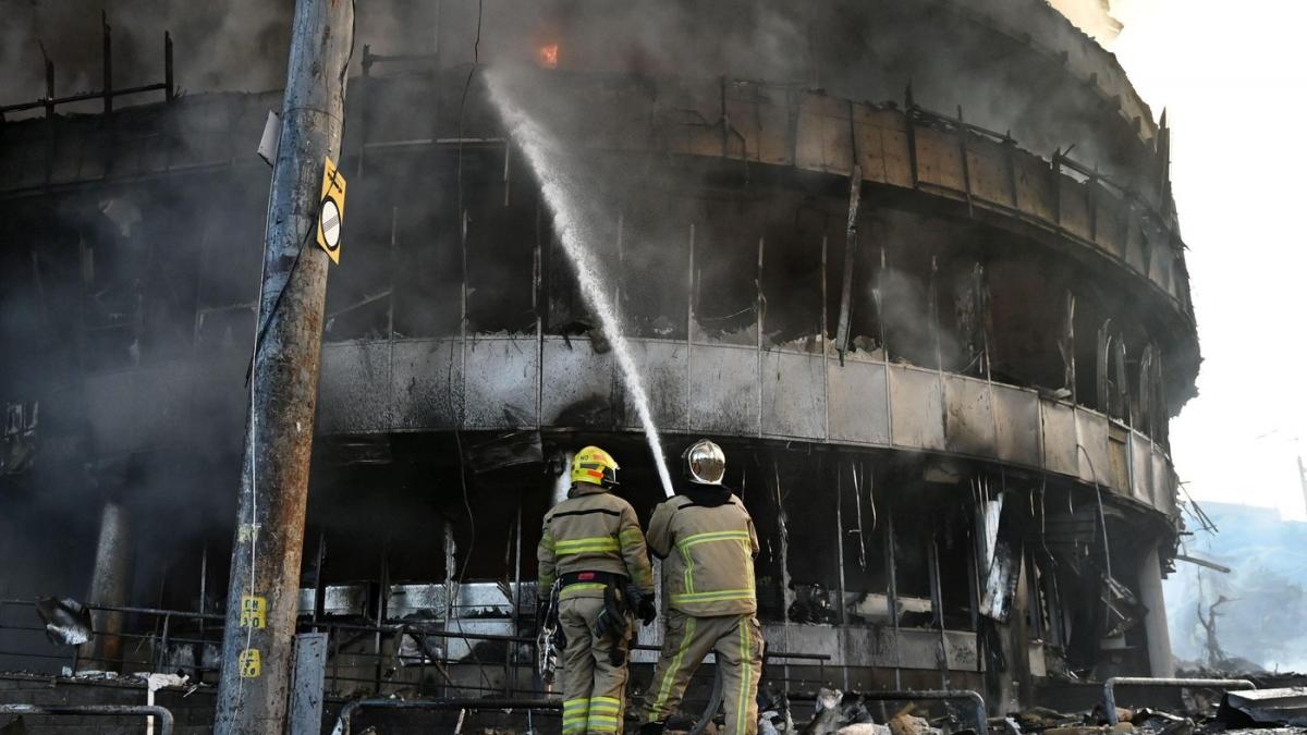 rusia a folosit racheta hipersonica oresnik pe care pot fi montate focoase nucleare in atacul de duminica dimineata asupra kievului