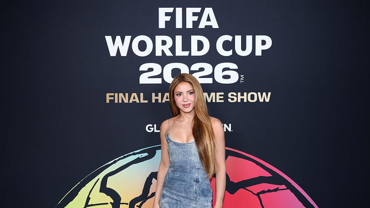 shakira a lansat videoclipul piesei oficiale pentru cupa mondiala 2026 in clip apar fotbalisti precum messi mbappe sau harry kane