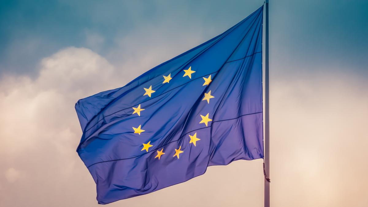 o noua tara ar putea adera la ue dupa amenintarile lui donald trump un referendum ar putea fi organizat in aceasta vara