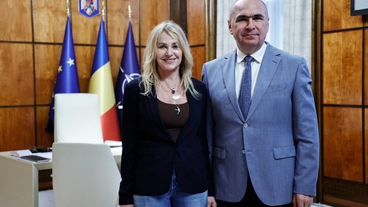 bolojan si nadia comaneci au discutat despre organizarea galei 50 de ani de la prima nota de 10 00 din 29 mai mesajul premierului