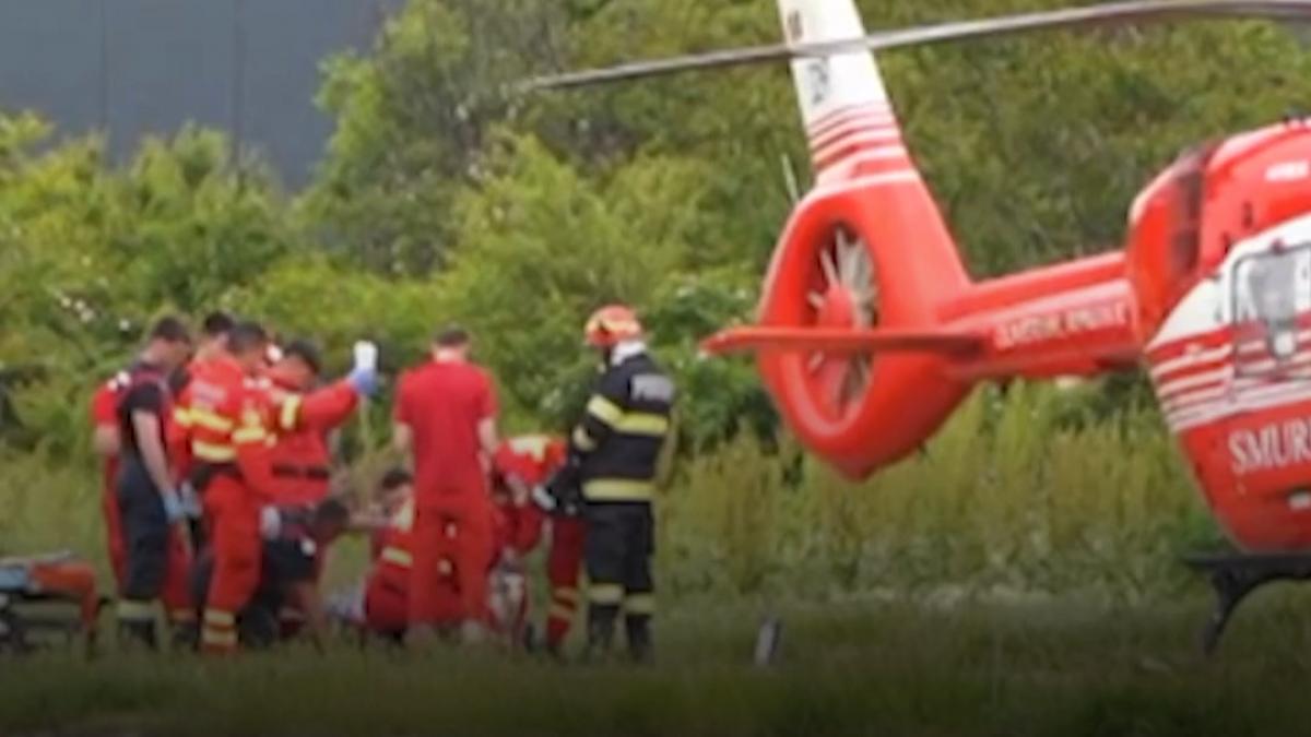 eroul care si a salvat prietena din lac salveaza alte patru vieti