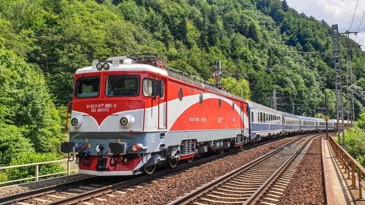 romanii pot merge cu trenul direct spre bulgaria si turcia cfr calatori reia legaturile din aceasta vara cat costa biletele