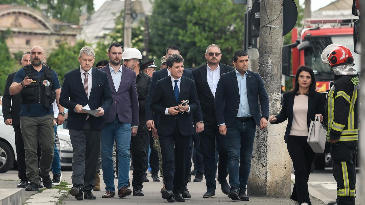 drona prabusita peste un bloc la galati mae romania a informat aliatii nato si pe secretarul general