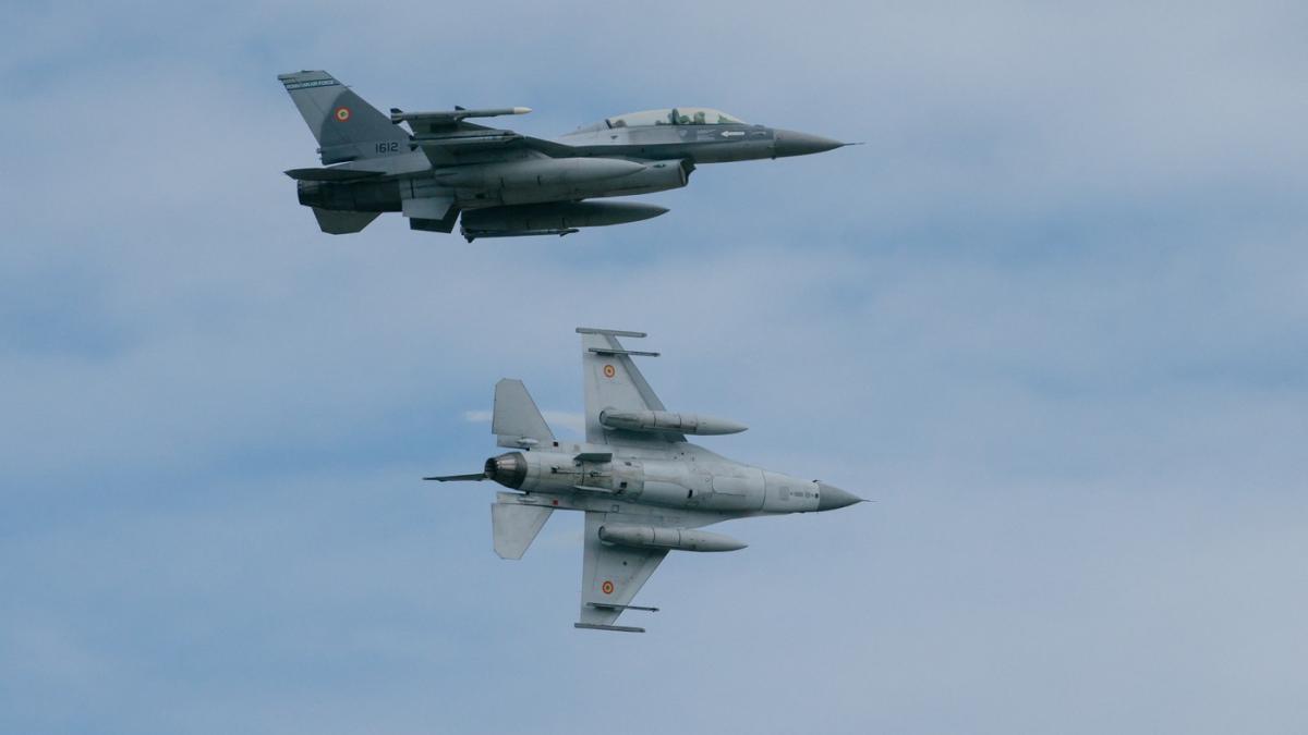avioane F-16 românești