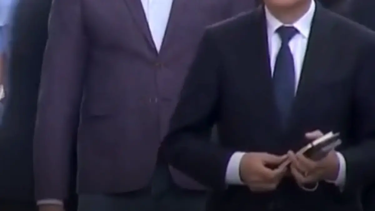 nicusor dan si catalin predoiu la blocul din galati lovit de o drona ruseasca