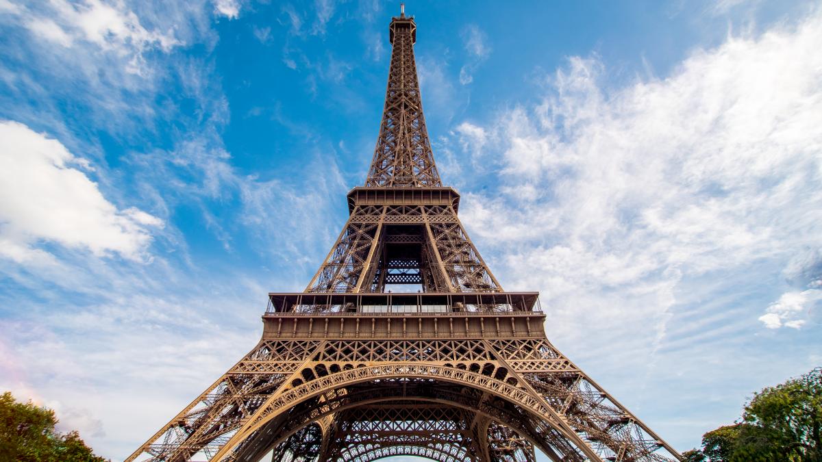 barbatul care a vandut turnul eiffel de doua ori