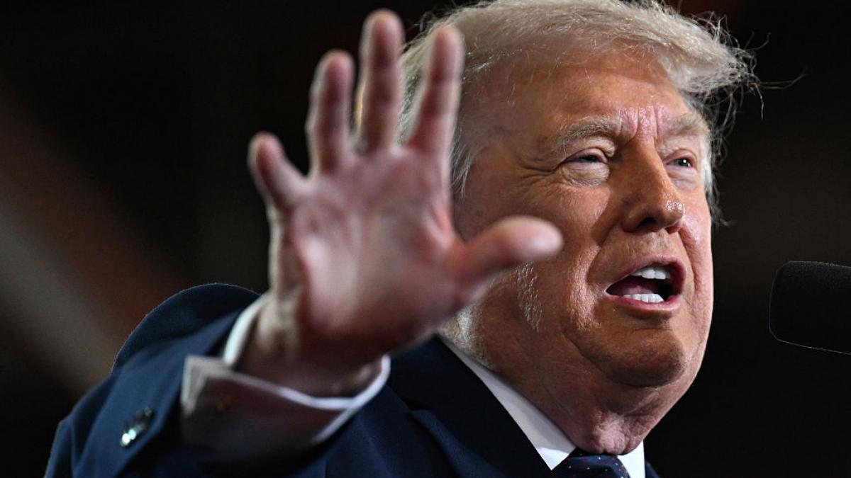 cnn donald trump a trimis inapoi textul acordului cu iran cu modificari vrea un limbaj mai dur in doua chestiuni